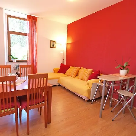 Fazanka 849 Apartamento
