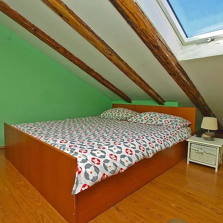 Apartment Fazanka 849 Fazana